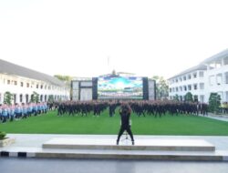 Olahraga bersama Pangdam IM dengan Prajurit dan PNS Kodam Iskandar Muda.