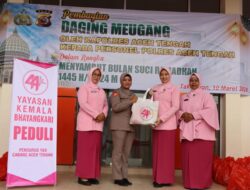 Sambut Bulan Suci Ramadhan Kapolres Aceh Tengah Bagikan Daging Tradisi Meugang Kepada Personel, Personel Brimob dan Insan Pers