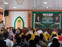 Kapolres Hadiri Penyerahan Sertifikat Tanah Wakaf Dan Sertifikat Produk Halal Pelaku Umkm Di Aceh Tengah