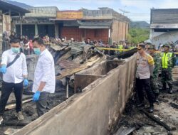 Kebakaran Hebat Hanguskan 10 Rumah di Bener Meriah: Tim Inafis Lakukan Penyelidikan