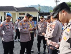 Cegah Judi Online, HP Personil Polres Aceh Tengah di Cek Propam
