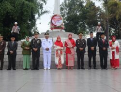 Peringati HUT RI 79, Kapolres Aceh Tengah Jadi Irup Upacara Ziarah Makam Pahlawan