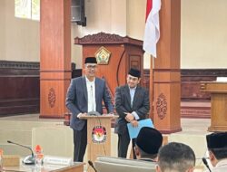 Pasangan Calon Bupati dan Wakil Bupati Alaidin Abu Abas – Anda Suhada Tamy, memaparkan Visi dan Misi di Gedung DPRK Aceh Tengah