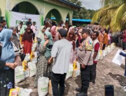 Pembagian 500 Sembako Dari GLOBAL INSAN RELIEF Di Kampung Linge.