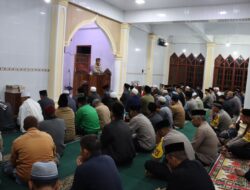 Safari Subuh Di Masjid Al Ikhlas, Kapolres Aceh Tengah : Mari Jaga Silaturahmi, Hargai Perbedaan Dan Sukseskan Pilkada