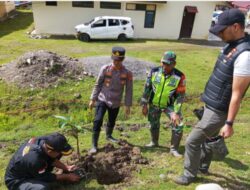 Mewujudkan Aceh Hijau dan Berkelanjutan, Polsek Linge dan Koramil 05 Isaq Lakukan Penanaman Pohon