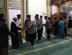 Safari Subuh Di Masjid Ruhama, Kapolres Aceh Tengah : Ajak Selalu Bersyukur Dan Dukung TNI-POLRI Jaga Kamtibmas