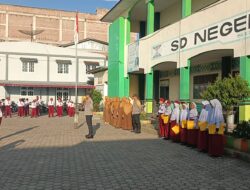 Jadi Pembina Upacara, Kanit Binmas Polsek Bebesen Ajak Siswa Hindari Bullying Dan Perilaku Negatif