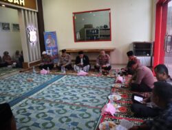 Binrohtal Pengajian Rutin Bagi Personel Polres Aceh Tengah, Tgk. Afrizal Sampaikan Keutamaan Puasa Sunnah Bulan Syakban