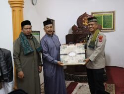 Safari Subuh Di Masjid Jami’ Istiqamah, Kapolres : Tingkatkan Kepedulian Keluarga Dan Bijak Bermedia Sosial