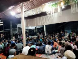 Didong Jalu Klop Linge Antara Vs Biak Burak,di Kampung PantanNangka Dalam Acara Pesta Pernikahan.