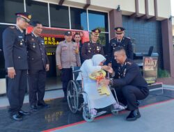 Senyum Bahagia Rosmaini di Hari Bhayangkara: Dapat Rumah Impian dari Kapolres Aceh Tengah