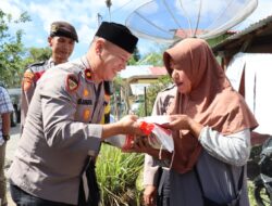 Jumat Curhat di Kute Panang, Polres Aceh Tengah Hadirkan Solusi dan Salurkan Bantuan Sembako