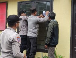 Polisi Terus Gencarkan Sosialisasi dan Penempelan Stiker “Lapor Pak Kapolres” di Wilayah Lut Tawar