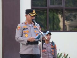 Pimpin Upacara Kenaikan Pangkat Pengabdian, Kapolres Aceh Tengah Berikan Apresiasi dan Penghargaan kepada 15 Personel Berprestasi