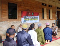 Jumat Curhat, Kapolres Aceh Tengah Bersilaturahmi ke Ponpes Al Fatah Ummul Quro, Beri Tali Asih dan Layanan Kesehatan