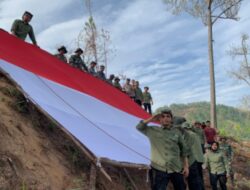 MERAH PUTIH RAKSASA BERKIBAR DI LINGE