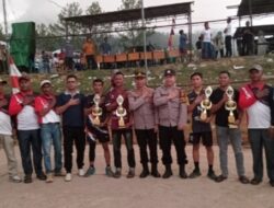 Dua Tim Voli PantanNangka Raih Juara 1 dan 2,di Lapangan Voli Pemuda Kampung Mungkur.