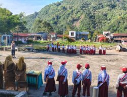 Kapolsek Silih Nara Saweu Sikula ke SD Negeri 1 Silih Nara, Tanamkan Disiplin dan Semangat Belajar Sejak Dini