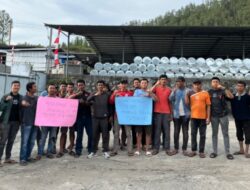 Pemuda Isaq Lime Sagi Kemukiman Isaq Kecamatan Linge nyatakan mendukung PT.JMI (pabrik getah pinus) tetap beroperasi.