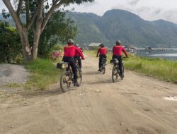Dekat dengan Masyarakat, Polisi Pariwisata Polres Aceh Tengah Gelar Patroli Bersepeda di Kawasan Wisata
