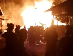 breaking news, kebakaran Menghanguskan 4 Rumah Warga Di Kecamatan Linge Kampung Delung Sekinel.