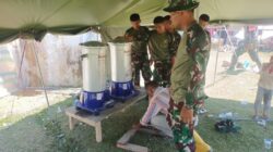 Pemasangan Pembersih Air Fumizu di Pengungsian Delung Sekinel.