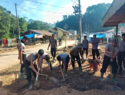 Polres Aceh Tengah Bersama Brimob Pulihkan Rumah Warga Terdampak Bencana di Rusip Antara