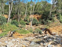 Polres Aceh Tengah dan Brimob Lanjutkan Gotong Royong Pulihkan Fasilitas Umum, Polindes, dan Sarana Air Bersih