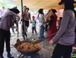 Mahasiswa STIK-PTIK Angkatan 83 Salurkan Daging Meugang dan Masak untuk Warga Kala Segi Jelang Ramadhan
