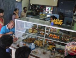 Warga Agara Soroti Warung Nasi Buka Siang Hari di Bulan Puasa, Dugaan Pembiaran,Satpol PP Bungkam