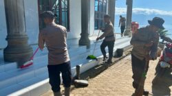 Polres Aceh Tengah Gotong Royong di Dua Masjid, Wujudkan Lingkungan ASRI Jelang Lebaran