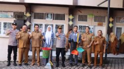 Hari Pertama Masuk Sekolah, Kapolres Aceh Tengah Ajak Siswa Gemar Baca Alquran dan Hindari Bullying