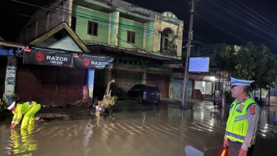 Polres Aceh Tengah Intensifkan Patroli dan Pengaturan di Wilayah Terdampak Banjir, Warga Diimbau Waspada