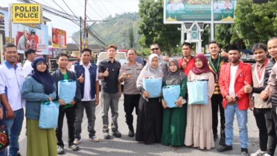 Polres Aceh Tengah Peringati Hari Buruh dengan Aksi Humanis “Jum’at Berbagi”