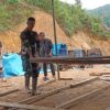 Babinsa Koramil 01/Lut Tawar Gelar Karya Bakti Bersama Warga di Paya Reje