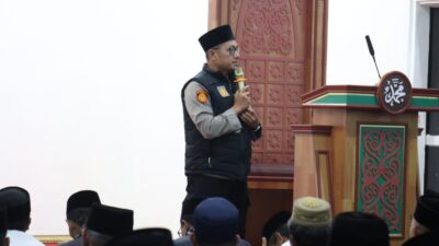 Safari Subuh Rabu Berkah, Kapolsek Bebesen Ajak Warga Perkuat Pengawasan Generasi Muda