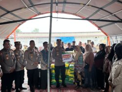 Kapolres Aceh Tengah Turun ke Huntara Bintang Pepara, Salurkan Bantuan dan Pastikan Warga Terdata