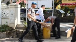 HUT ke-75 Humas Polri, Polres Aceh Tengah Gelar Bakti Sosial dan Salurkan Sarana Kebersihan untuk Masjid