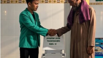 PPKPM Gelombang 2 IAIN Takengon Serahkan Dua Kotak Amal kepada Masjid Baitul Hamdi Desa Pantan Nangka